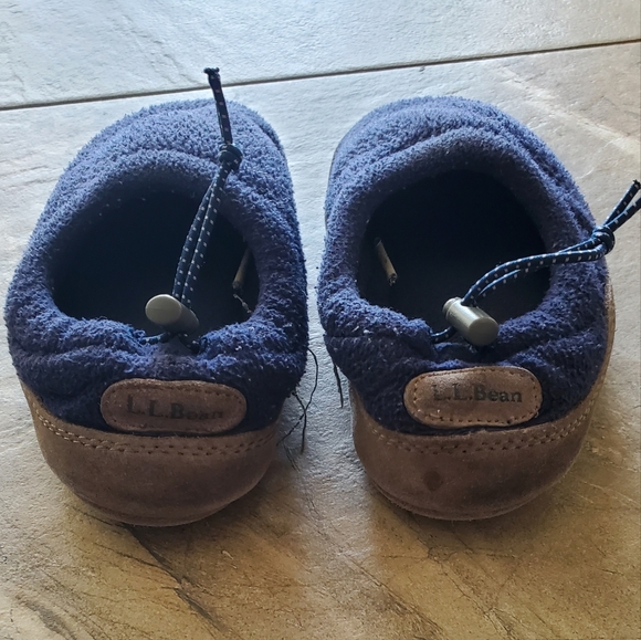 Bundle 5/$30  Kids LL Bean slippers - Picture 2 of 3